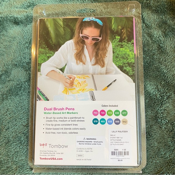 NWT Lilly Pulitzer Exclusive Brush Pen Set - Picture 2 of 5